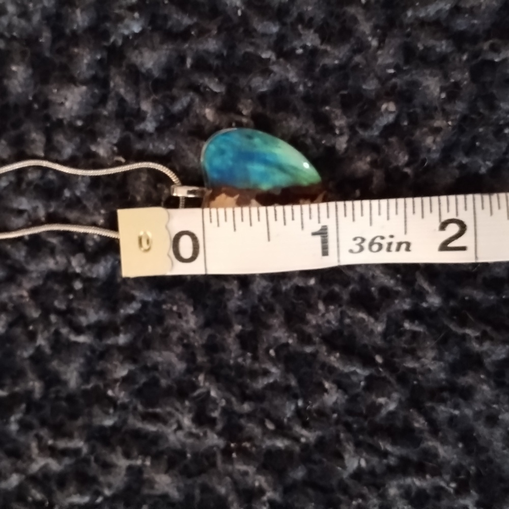 Natural Scenery pendant Heart turquoise and Sand Color Pendant Necklace - Picture 9 of 9